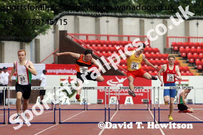Senior boys 400 metres hurdles, 2015 English Schools, Gateshead. Photo: David T. Hewitson/Sports for All Pics